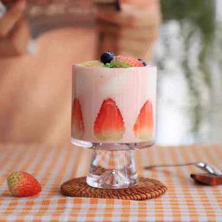 Cốc thủy tinh đế trụ tròn đựng Kem/ Pudding/ Đồ uống ly mã K2