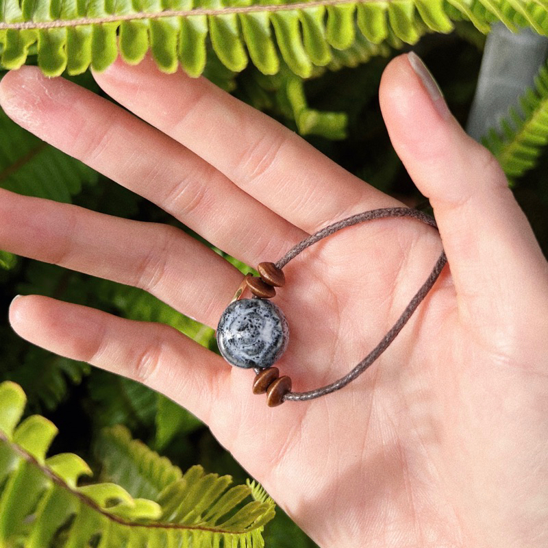 Vòng cổ Maito - dây chuyền hạt gỗ mix viên sứ tròn vintage