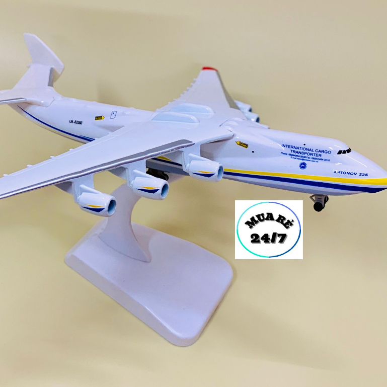 Mô hình máy bay vận tải Antonov Airlines AN225 cao cấp 20cm có bánh xe kèm chân đế