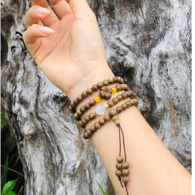 Vòng tay bằng trầm hương tốc vườn hàng lưa mix charm 6 ly 108 hạt-phong cách thời trang đẹp xịn-Trầm Hương Hội an