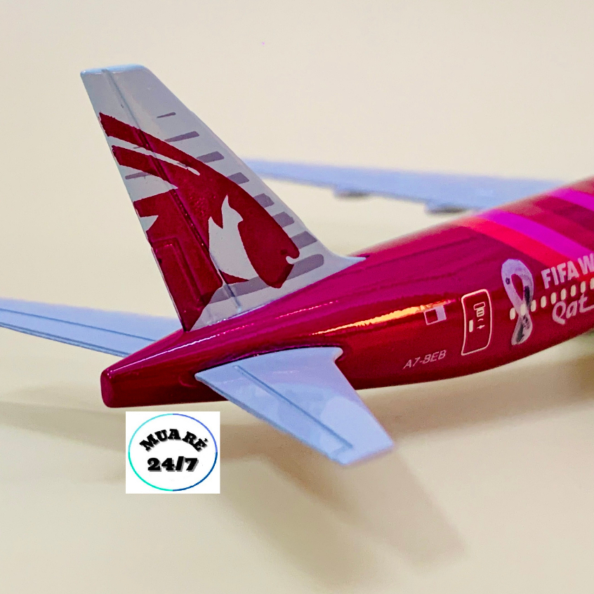 MÔ HÌNH MÁY BAY QATAR AIRLINES HỢP KIM CAO CẤP 20CM CÓ BÁNH XE KÈM ĐẾ TRƯNG BÀY