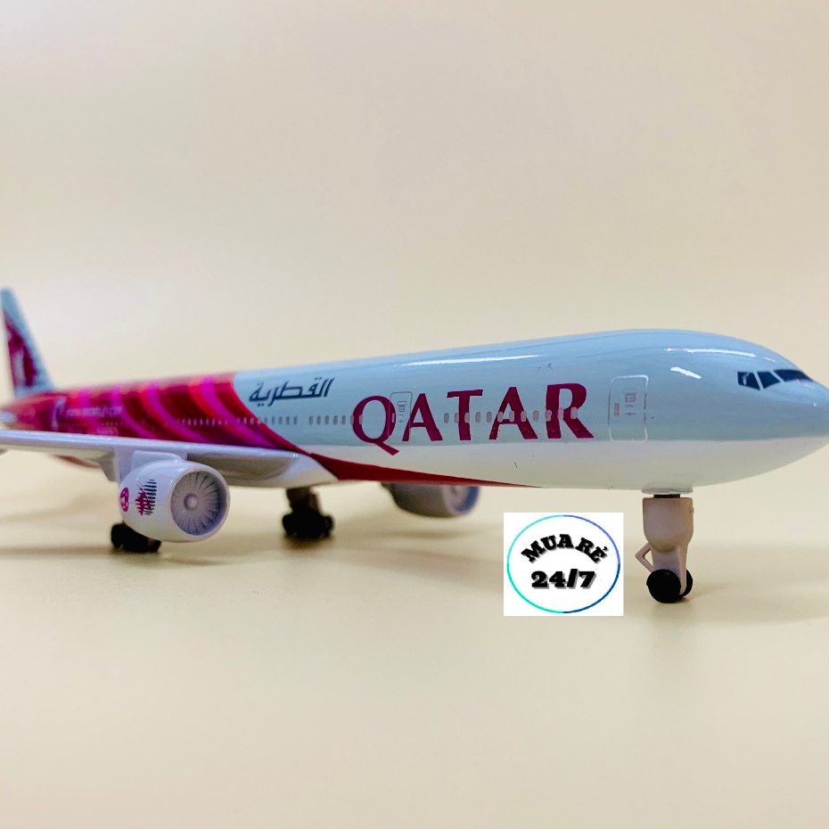 MÔ HÌNH MÁY BAY QATAR AIRLINES HỢP KIM CAO CẤP 20CM CÓ BÁNH XE KÈM ĐẾ TRƯNG BÀY