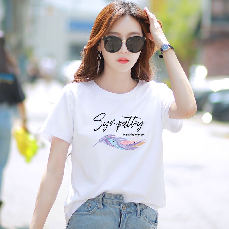 Áo thun nữ trắng in chữ – Áo phông nữ form rộng- Áo thun local brand Loza G0040