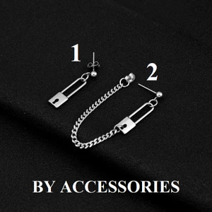 Bông tai titan unisex kiểu ổ khóa dáng dài phối xích cá tính không gỉ UE2210