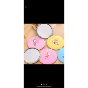 gương mini cầm tay hàn quốc siêu đáng yêu