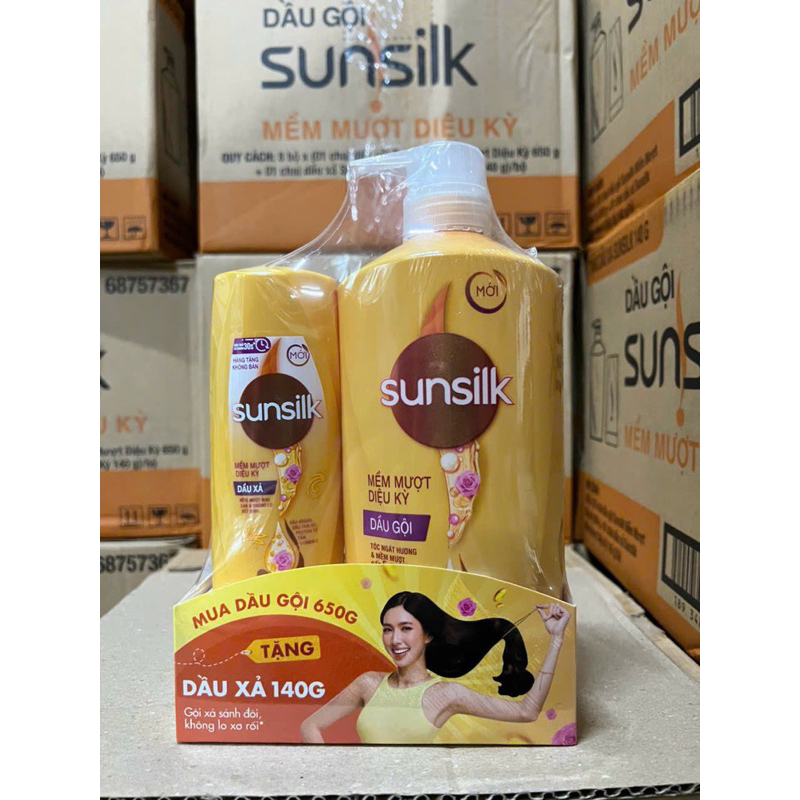 Dầu Gội Sunsilk Mềm Mượt Diệu Kỳ 650g tặng kèm tùy theo mỗi đợt công ty khuyến mãi