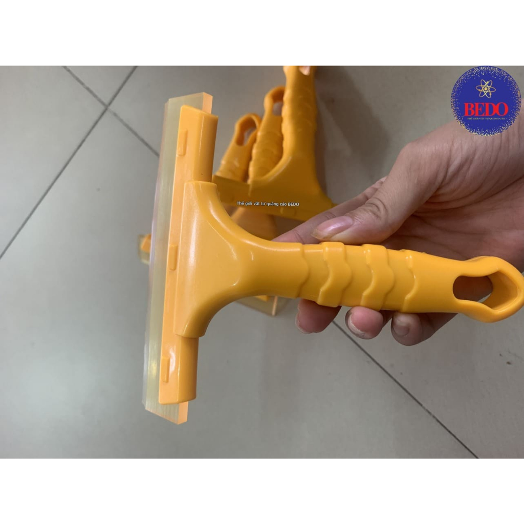 Thanh gạt Decal có cán cầm tay BEDO - Phụ kiện dán kính, dán xe, quảng cáo cao cấp giúp bề mặt phẳng mịn