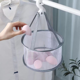 Bộ ba dụng cụ giặt cọ trang điểm và mút trang điểm SURI gồm thảm giặt, dung dịch giặt và lưới phơi