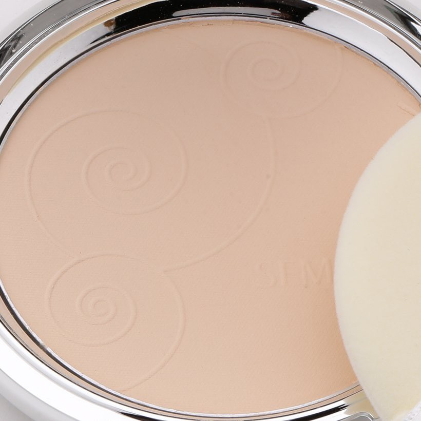 Ảnh Phấn phủ dạng nén siêu mịn Geo Sempre Happy & Please Pact#01(màu trắng hồng),#02(màu tự nhiên) 3