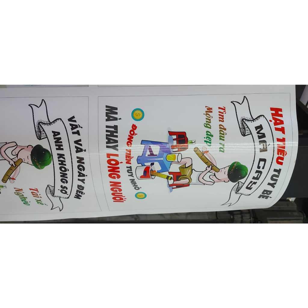 Cặp tem decal tễu kèm chữ tài xế nghèo, kệ sao phải vội, cứ từ từ, nhà bao việc