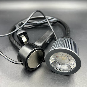Đèn led chiếu sáng, hỗ trợ quay phim, chụp ảnh. cán có thể uốn cong dài 47.5cm