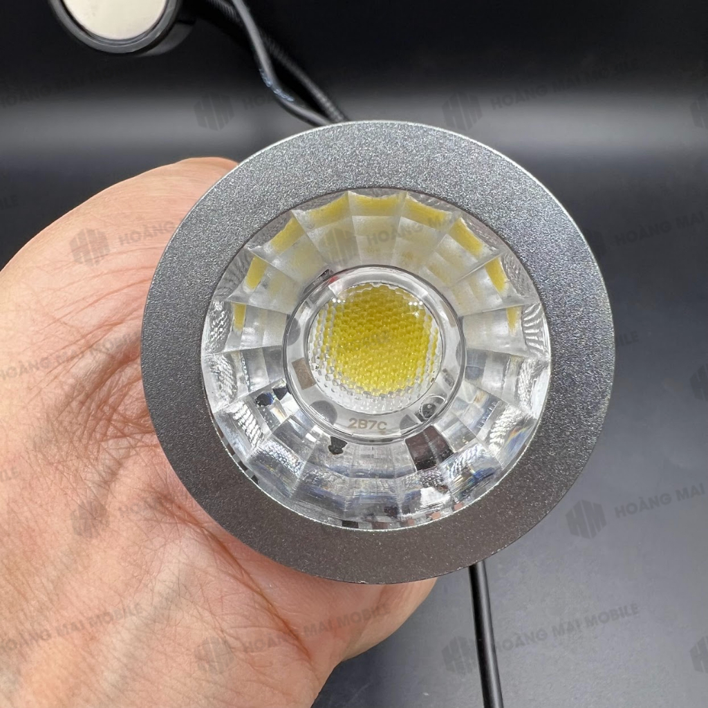 Đèn led chiếu sáng, hỗ trợ quay phim, chụp ảnh. cán có thể uốn cong dài 47.5cm