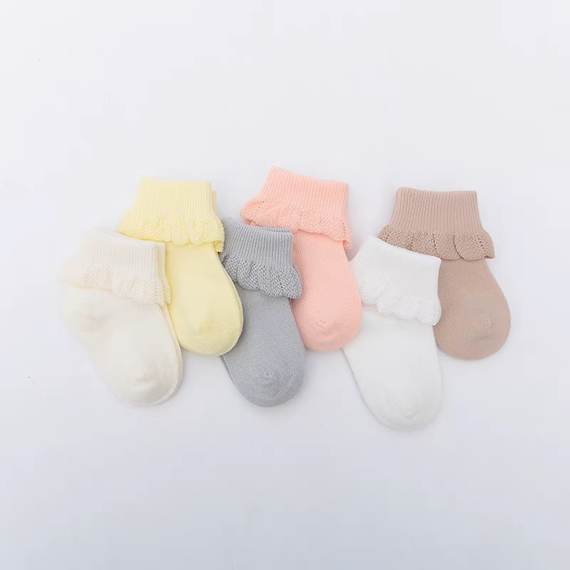 [MD91] Tất cổ cao viền ren thông hơi điệu đà cho bé yêu