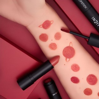 Son Lì IN2IT Duo Lipstick Thiết Kế Hai Đầu Đặc Biệt