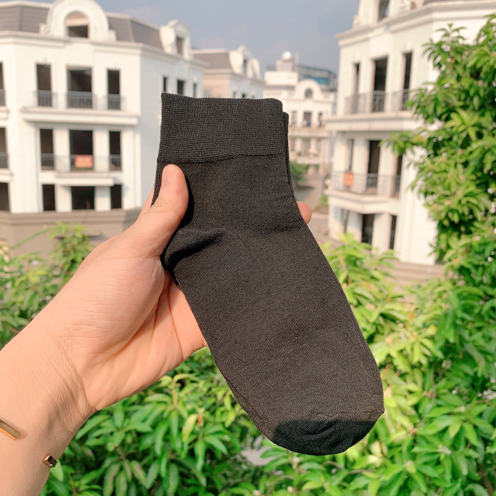 Tất vớ nam nữ tone màu trắng đen dễ mix đồ, chất liệu cotton thoáng khí - Ekiu Shop