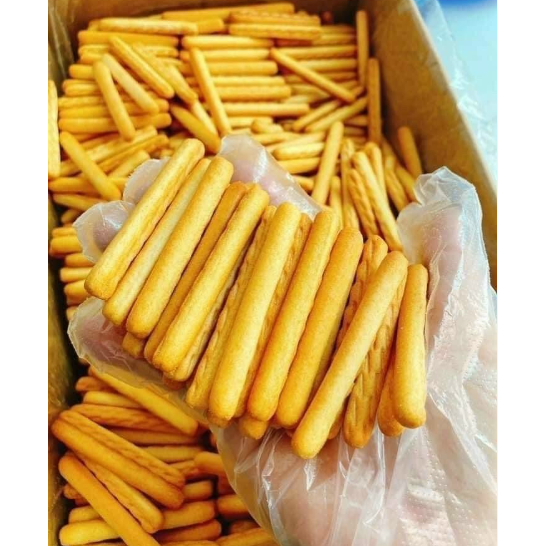 1 Kg Bánh qui bơ sữa dạng que, mặn ngọt bắt vị