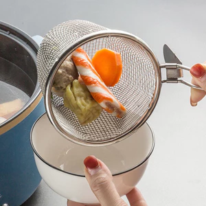 Giỏ Vớt Đồ Ăn Nhúng Lẩu, Nhúng Mỳ, Thịt, Muôi Nhúng Đa Năng Chất Liệu Thép Không Gỉ 304 Tiện Lợi, Rổ cài nhúng đồ ăn