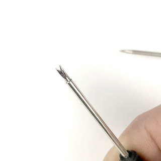 Dụng cụ tháo dây đồng hồ 2mm bằng nhựa