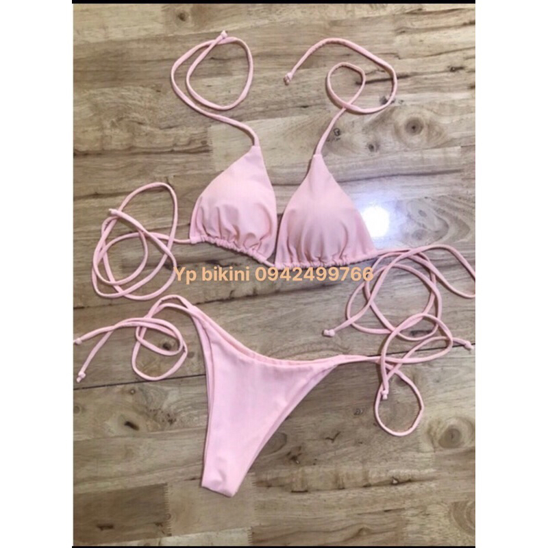 Bikini bacsic tam giác dây buộc quấn , quần ship đinh dây ( hình shop tự chụp )