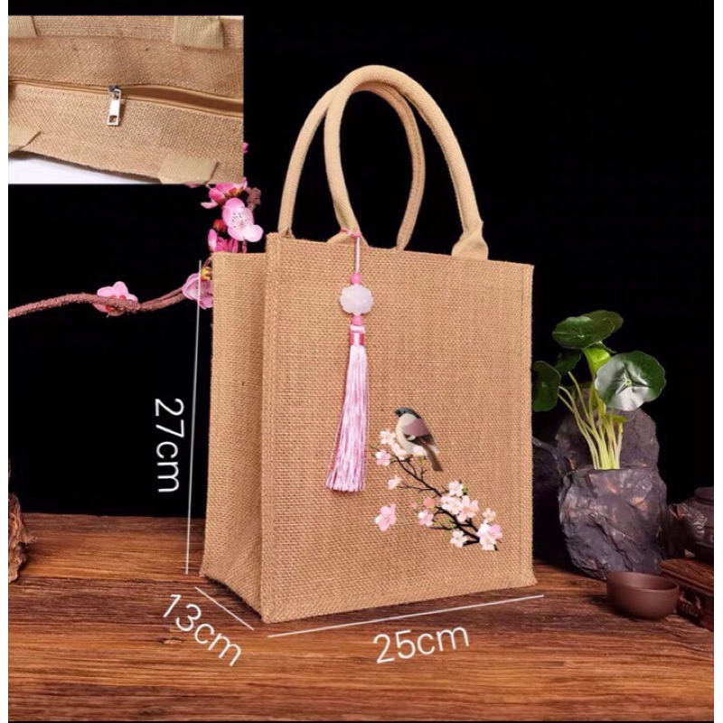 Túi cói hoạ tiết chú chim và hoa anh đào có dây kéo 🌸