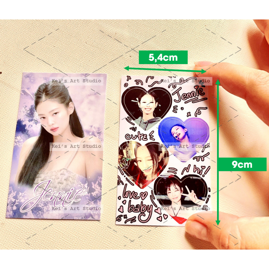 Hình ảnh thiết kế, sticker tấm, quà tặng kèm (photocard, card des, sticker, freebies) - mặc định có df sản xuất