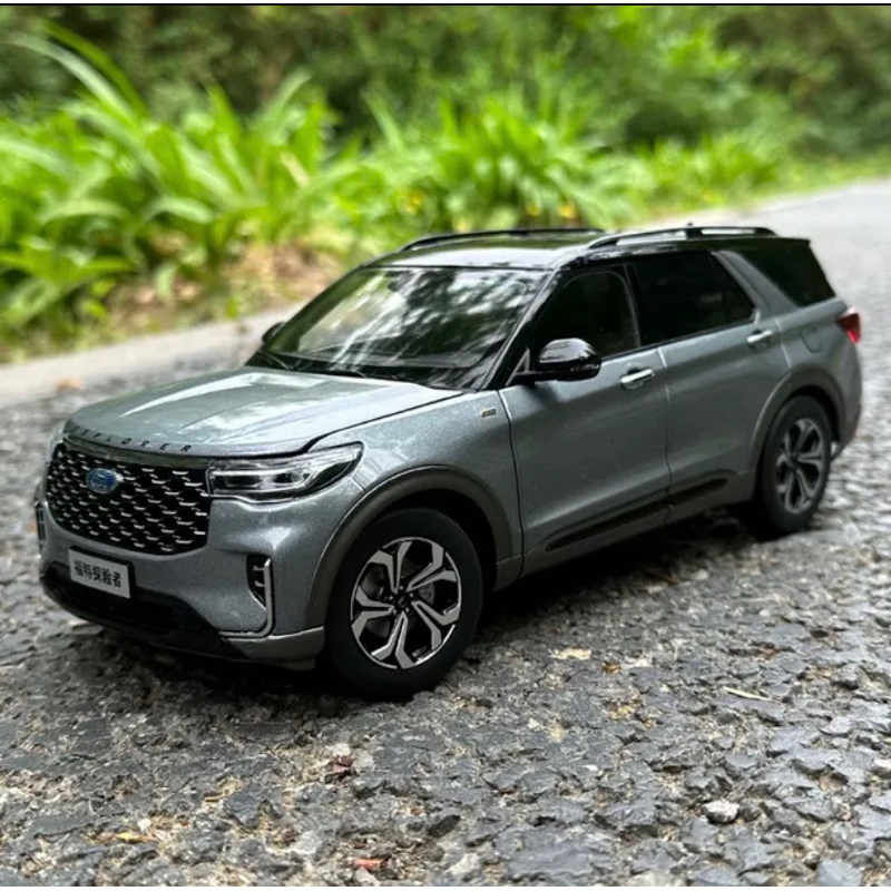 Amazon | 特注品 1/18 Ford フォード EXPLORER 2023 金属製