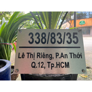 BẢNG, BIỂN SỐ NHÀ. Alu xước bạc + Mica đen, số nổi , ngoài trời