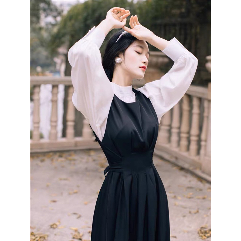 Sét Áo Và Yếm Ngoài Màu Đen Trắng Tiểu Thư Thời Trang Nữ Retro