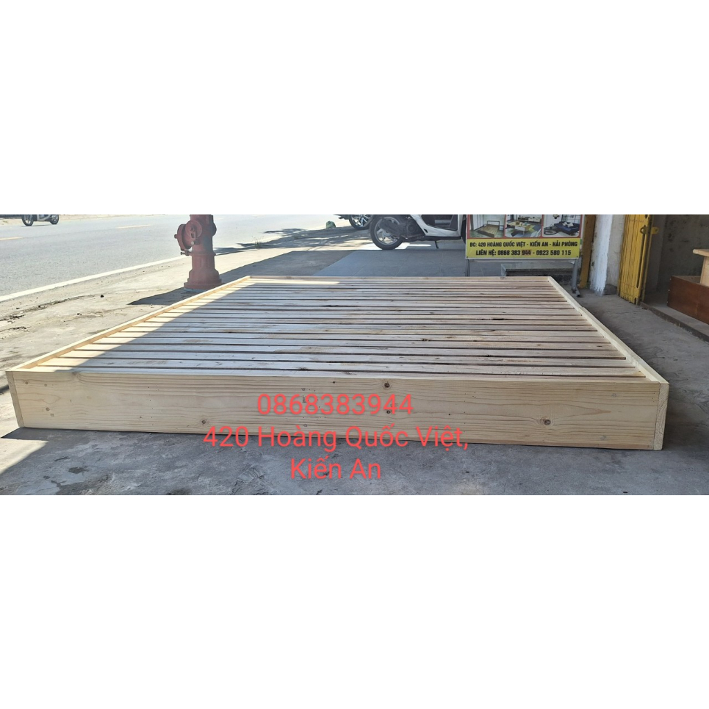 Giường Ngủ Pallet Gỗ Thông Cao Cấp Đủ Kích Thước Cao 20cm có gờ thành chống trôi đệm