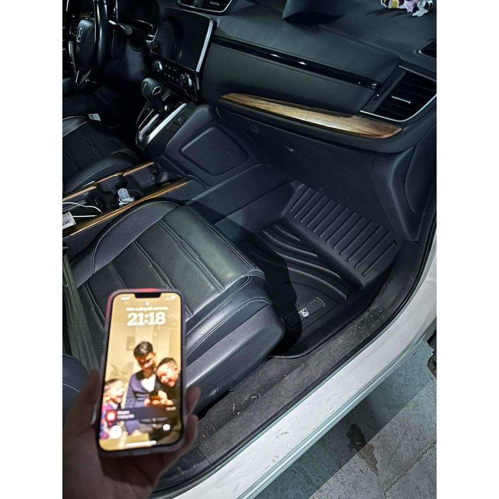 Thảm lót sàn ô tô Honda CRV 2018-2022, Thảm nhựa TPE 5D đúc nguyên khối theo xe.