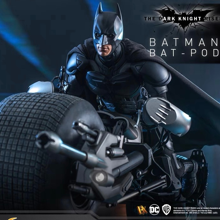 HOTTOYS BATPOD & BATMAN セット Review and photos of Hot Toys Dark Knight Batman Batpod 1/6th