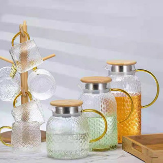 Bình nước thủy tinh chịu nhiệt nắp gỗ, quai vàng (giọt nước