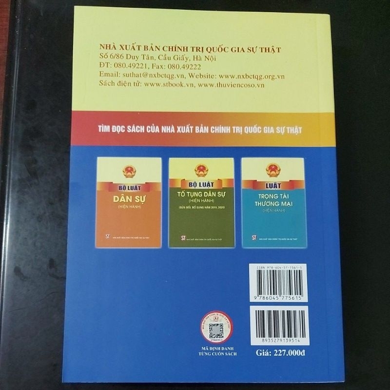 Sách - Bộ luật Lao động năm 2019 và văn bản hướng dẫn thi hành (NXB Chính trị quốc gia sự thật)