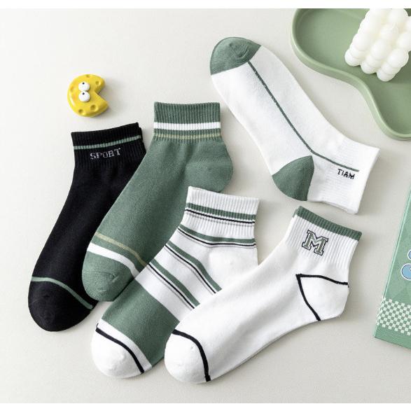 Vớ Tất cotton Nam cổ thấp chữ M phong cách trẻ trung và năng động.
