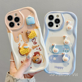 Ốp lưng iphone Viền Nổi Cạnh Sóng gắn phụ kiện Vịt và Gấu iphone 16 16pro 16promax 15 xr 11/12/13/14/max/prm xx1037