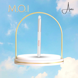 Cọ môi MOI Cosmetics Hồ Ngọc Hà