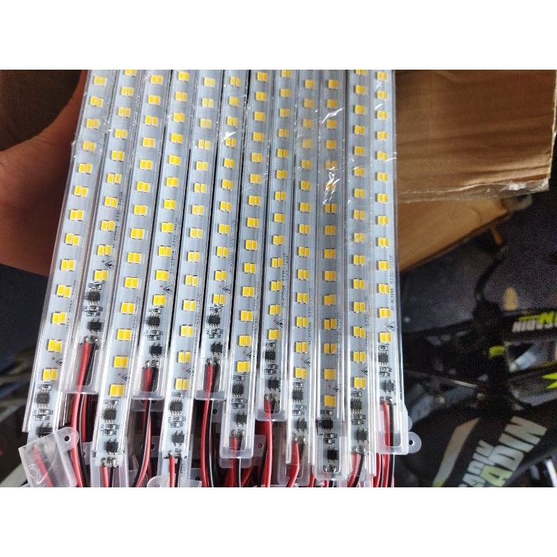 thanh led 1m điện 220v