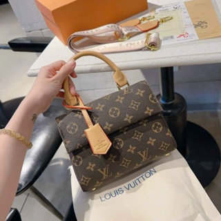 LV Cluny BB (M42738)