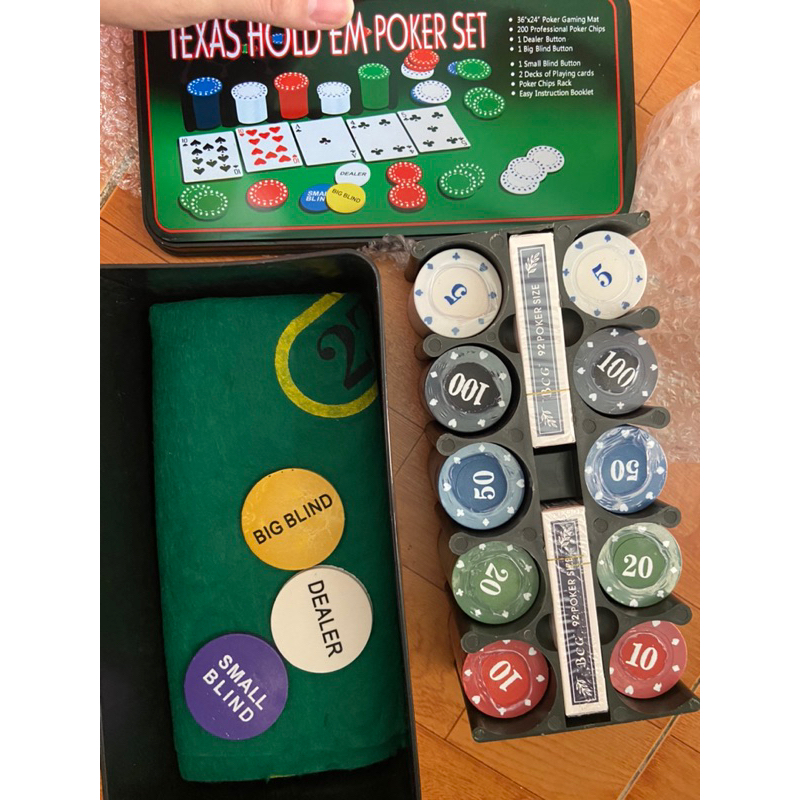 Bộ 200 chip poker có số kèm hộp đựng bài thảm Shopee Việt Nam