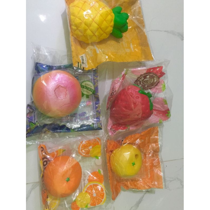 Squishy Trái Cây Chính Hãng Có LỖI NHẸ (Xem trên hình về tình trạng ...