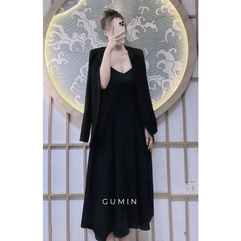 Set choàng nữ GUMIN 2 món váy maxi hai dây mix áo khoác dài tay thu đông sang chảnh dự tiệc