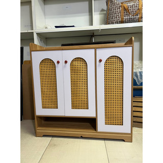 Tủ Giày Mây 3 cánh đa năng chứa đựng được nhiều đồ chất liệu gỗ MDF kích thước 90x90x30 DQ HOME