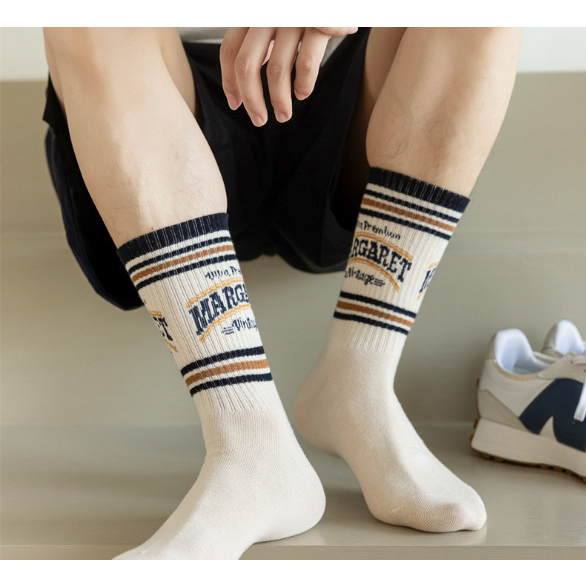 Vớ Tất cổ cao Unisex chữ P, số 1988 phong cách trẻ trung và năng động.