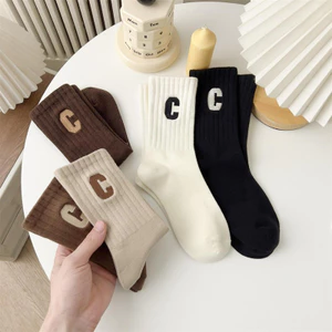 Set 5 Đôi Tất chữ C nhiều màu - Tất, Vớ cổ cao hoạ tiết chữ C chất liệu cotton co giãn thoáng khí