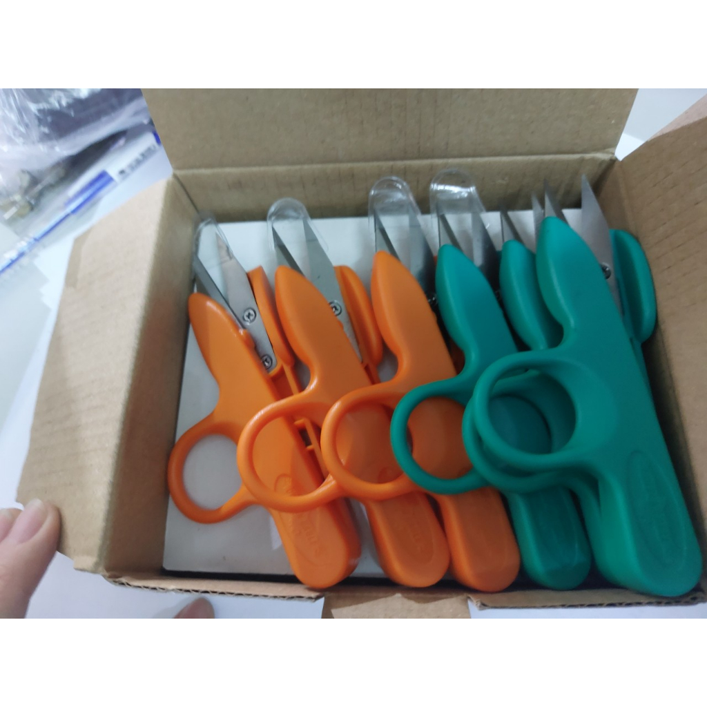 Kéo Bấm Chỉ Chuôi Nhựa Xỏ Ngón – Phụ Kiện Ngành May Chính Hãng( Combo 2 và 5 cái)