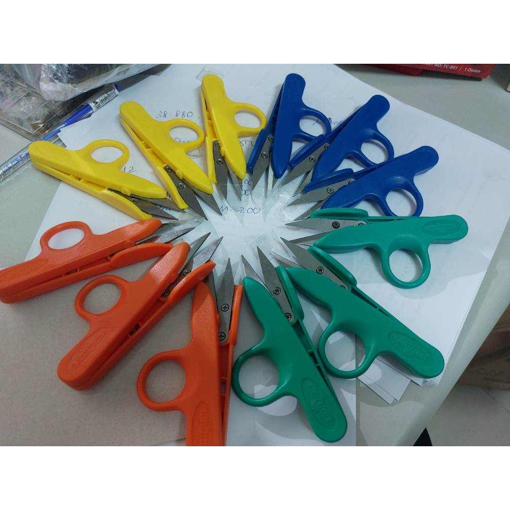 Kéo Bấm Chỉ Chuôi Nhựa Xỏ Ngón – Phụ Kiện Ngành May Chính Hãng( Combo 2 và 5 cái)