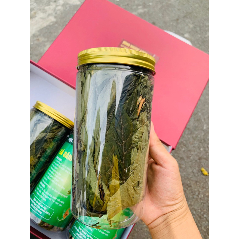 Lá sâm khô(Sâm ngọc linh) sấy thắng hoa giữ nguyên được màu xanh(100gr)