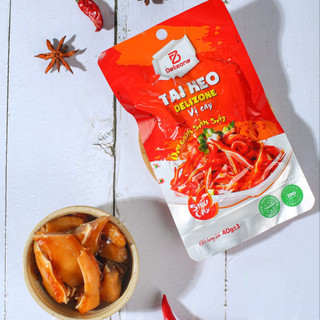 Tai heo Delizone 30g dai giòn sần sật - Vị Cay / Vị Ít cay