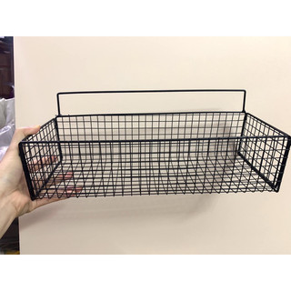 Rổ lưới sắt đa năng treo tường siêu chắc, đựng vật dụng tiện lợi kèm 2 miếng dính bám tốt.