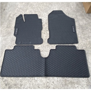 Thảm lót sàn ô tô Toyota Vios 2015- 2022, bộ trải sàn cao su PVC đúc, không mùi dễ dàng vệ sinh giá tốt